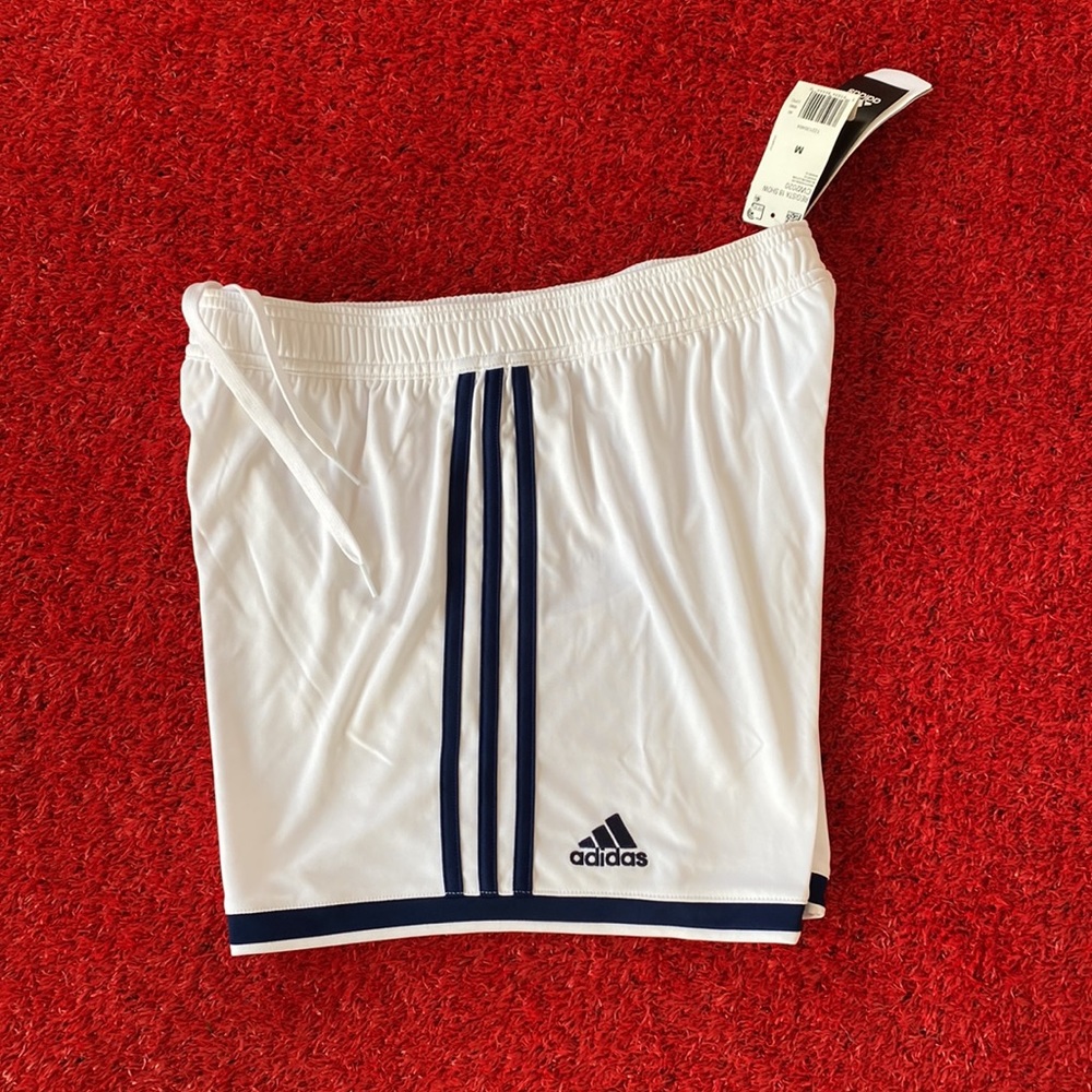 NWT Adidas Regista 18 SHOW CW2020 shorts - Youth Medium